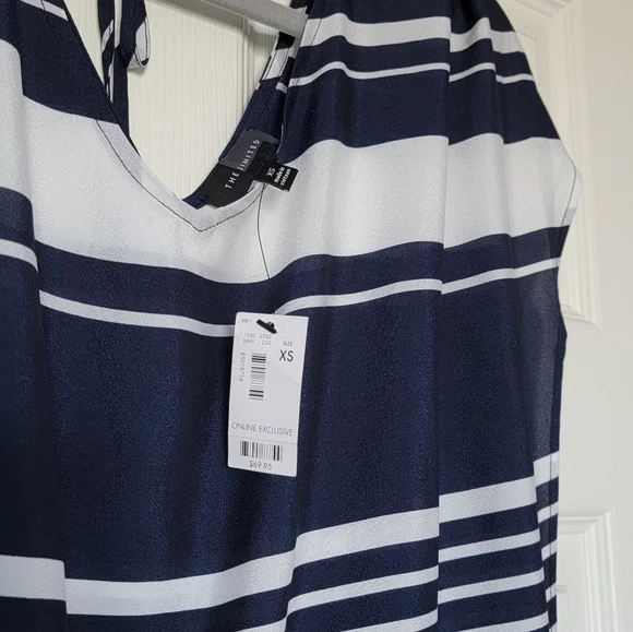 Navy/White Double V Dress 👗 - Picture 4 of 5